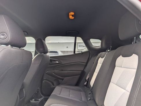 Used 2024 Chevrolet Trax RS w/ Driver Confidence Package FWD image 9