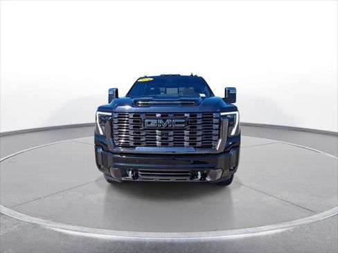 Used 2024 GMC Sierra 3500 Denali Ultimate image 3