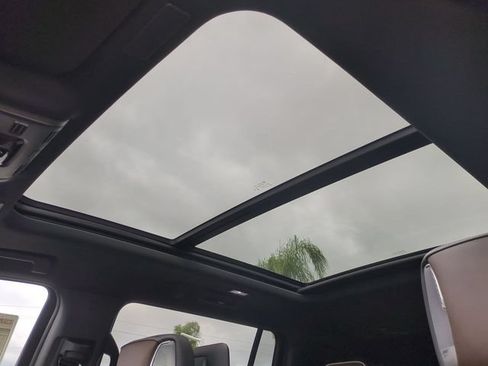 New 2026 GMC Yukon XL Denali Ultimate AWD/4WD image 19
