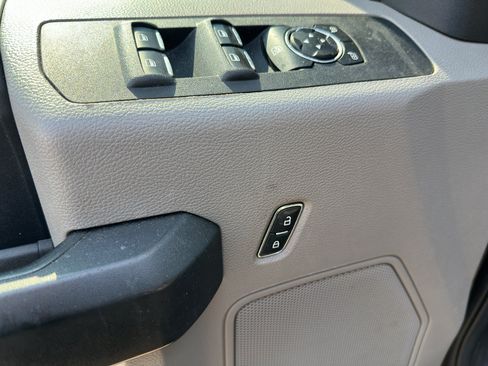 Used 2020 Ford F350 XL w/ STX Appearance Package AWD/4WD image 12