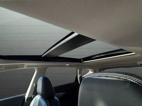 Used 2017 Nissan Murano Platinum w/ Platinum Technology Package image 26