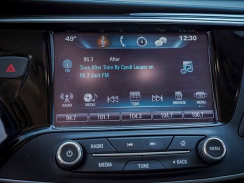 Used 2020 Buick Envision Preferred image 19
