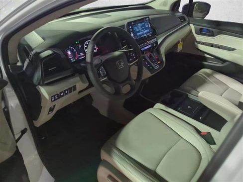 Used 2026 Honda Odyssey EX-L image 8