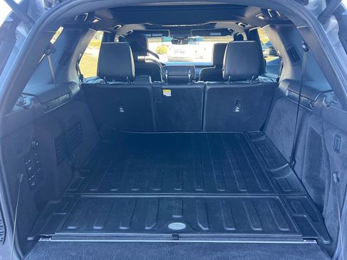 Used 2018 Land Rover Discovery HSE Luxury image 20