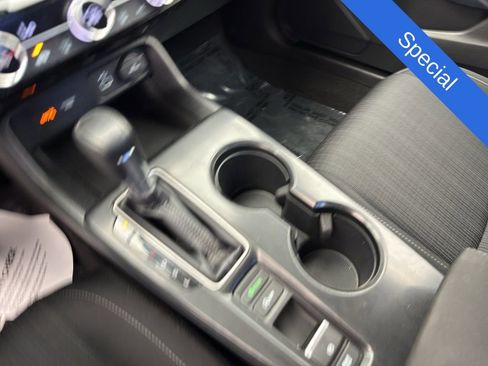 Used 2024 Honda Civic LX image 32