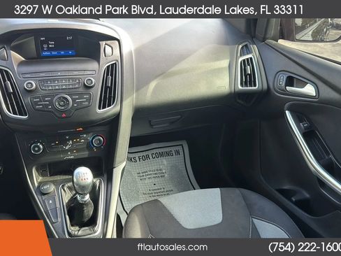 Used 2018 Ford Focus ST image 35