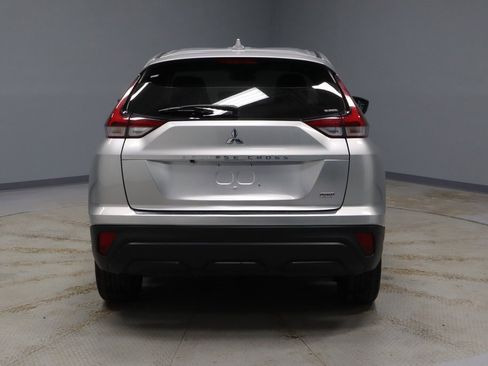 Used 2023 Mitsubishi Eclipse Cross LE image 11