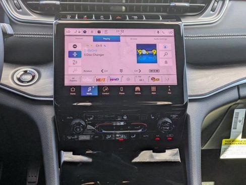 New 2025 Jeep Grand Cherokee Limited w/ Black Appearance Package image 16