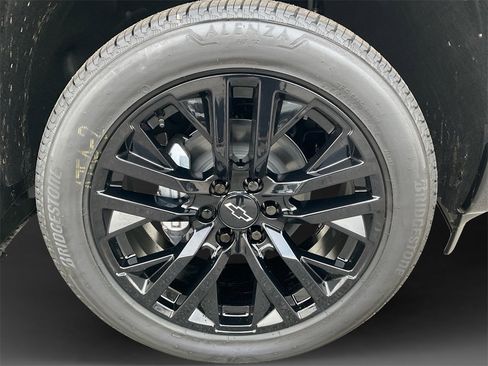 New 2026 Chevrolet Silverado 1500 High Country image 14