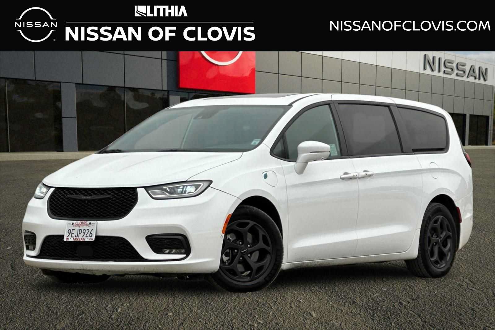 Used 2022 Chrysler Pacifica Limited w/ S Appearance Package FWD image 1