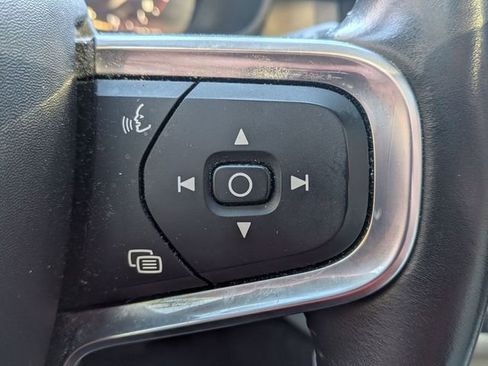 Used 2020 Volvo XC40 T5 Inscription image 20