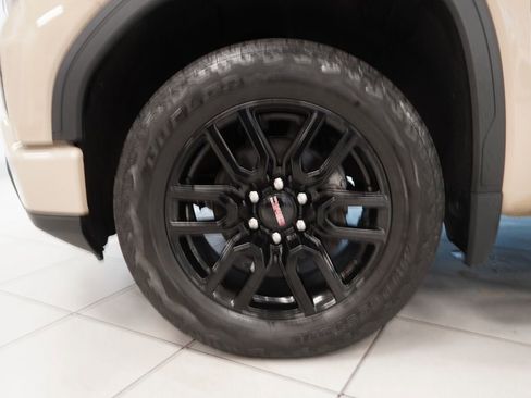 Used 2022 GMC Sierra 1500 Elevation image 15