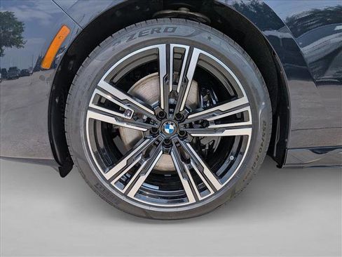 New 2026 BMW 760i xDrive AWD/4WD image 10
