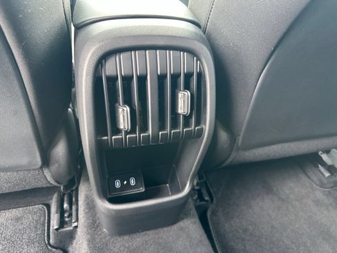 Used 2025 Hyundai Kona SEL AWD/4WD image 17