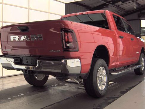 Used 2026 RAM 2500 Big Horn AWD/4WD image 4