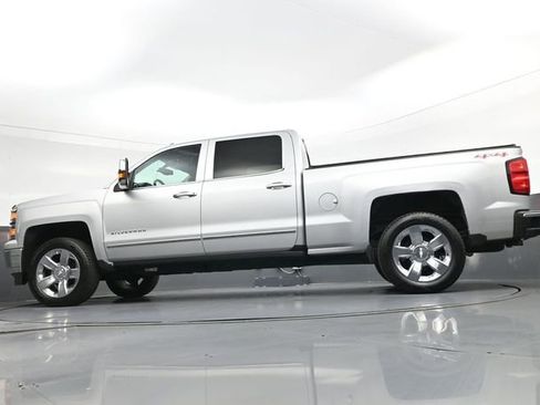 Used 2015 Chevrolet Silverado 1500 LTZ w/ LTZ Plus Package AWD/4WD image 38
