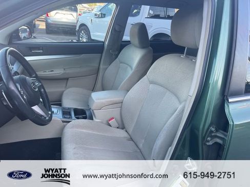 Used 2011 Subaru Outback 2.5i Premium w/ All-Weather Pkg image 9