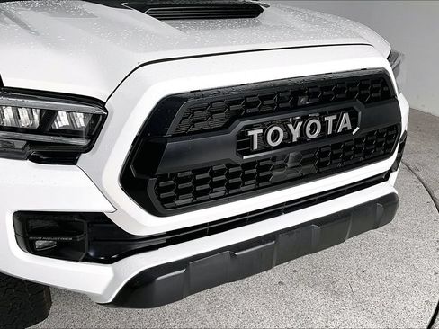 Used 2023 Toyota Tacoma TRD Pro AWD/4WD image 35