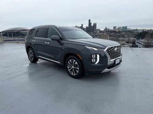 Used 2020 Hyundai Palisade SEL image 1