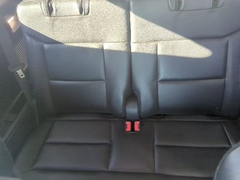 Used 2021 Ford Explorer XLT w/ Equipment Group 202A image 24