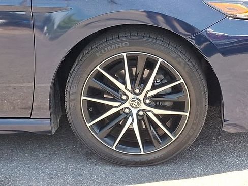 Used 2022 Toyota Camry SE FWD image 28