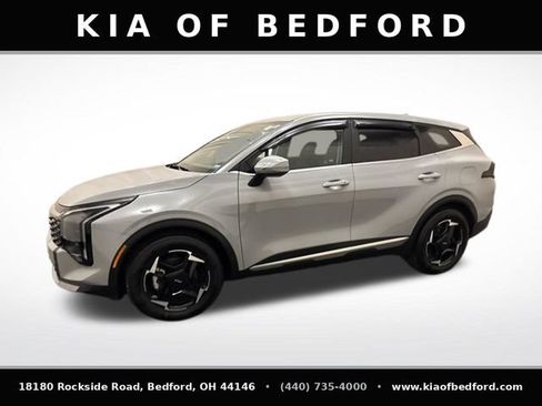 Certified 2026 Kia Sportage EX FWD image 9