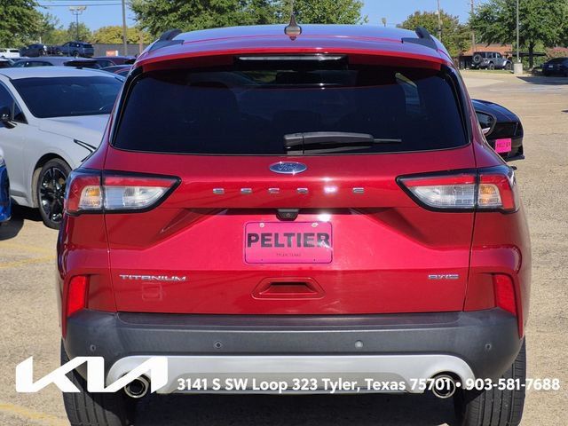 Used 2021 Ford Escape Titanium AWD/4WD image 5