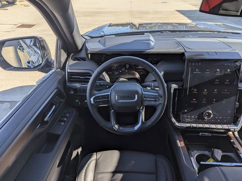 New 2026 GMC Yukon XL Denali image 3