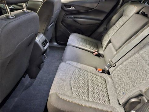 Used 2022 Chevrolet Equinox LT image 16