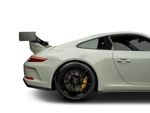 Used 2018 Porsche 911 GT3 RWD image 30