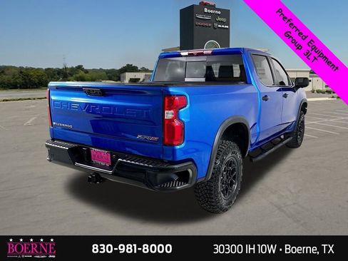 Used 2022 Chevrolet Silverado 1500 ZR2 AWD/4WD image 7