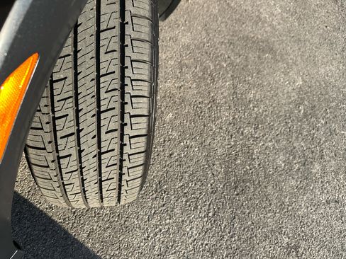 Used 2020 Buick Encore GX Essence w/ Experience Buick Package image 16