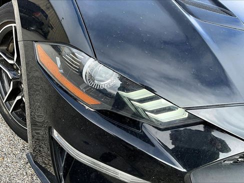 Used 2020 Ford Mustang EcoBoost w/ Equipment Group 101A image 26