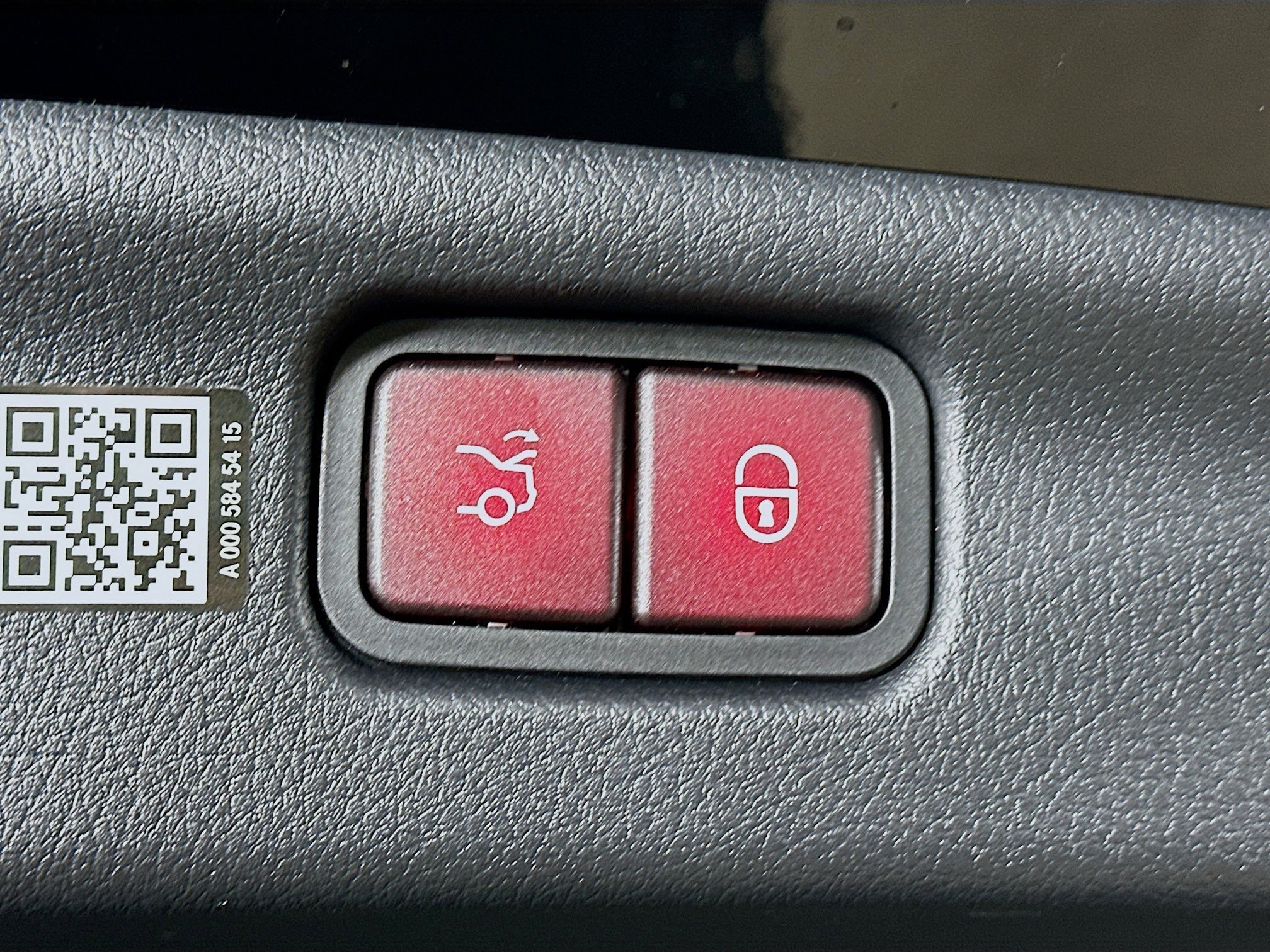 Used 2026 Mercedes-Benz C 300 4MATIC Sedan image 47