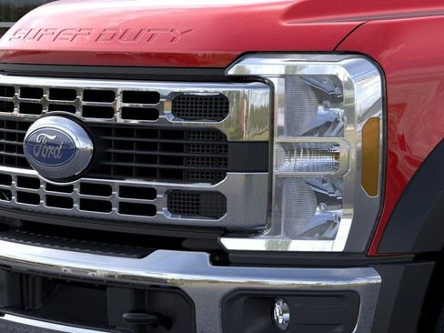 New 2026 Ford F550 4x4 Supercab Super Duty image 17