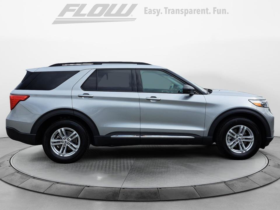 Used 2023 Ford Explorer XLT RWD image 10