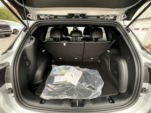 New 2026 Jeep Compass Trailhawk w/ Sun, Sound & Navigation Group image 7