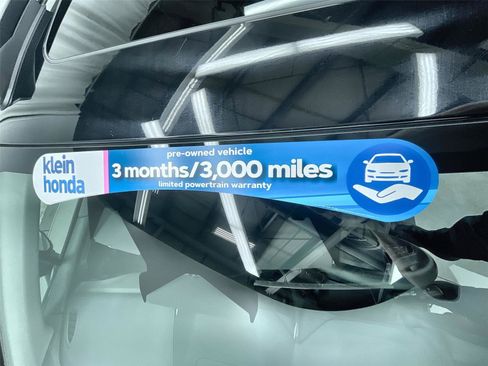 Used 2024 Subaru Crosstrek 2.0i Premium image 31