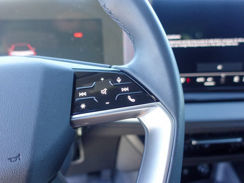Used 2025 Audi Q6 e-tron Premium RWD image 12