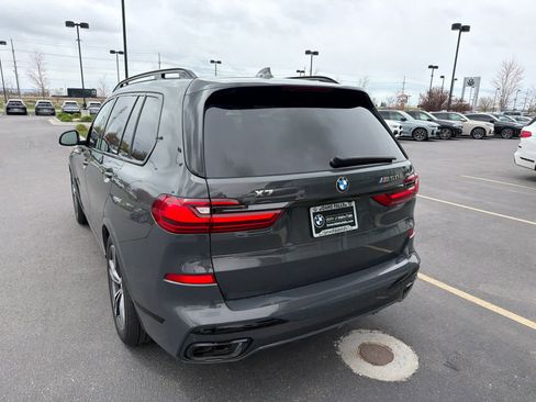 Used 2022 BMW X7 M50i image 5