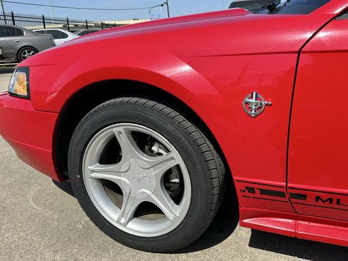 Used 1999 Ford Mustang GT RWD image 54