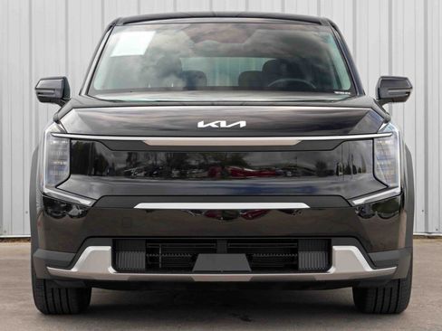 Used 2024 Kia EV9 Light Long Range image 6