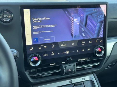 Used 2025 Lexus GX 550 image 34