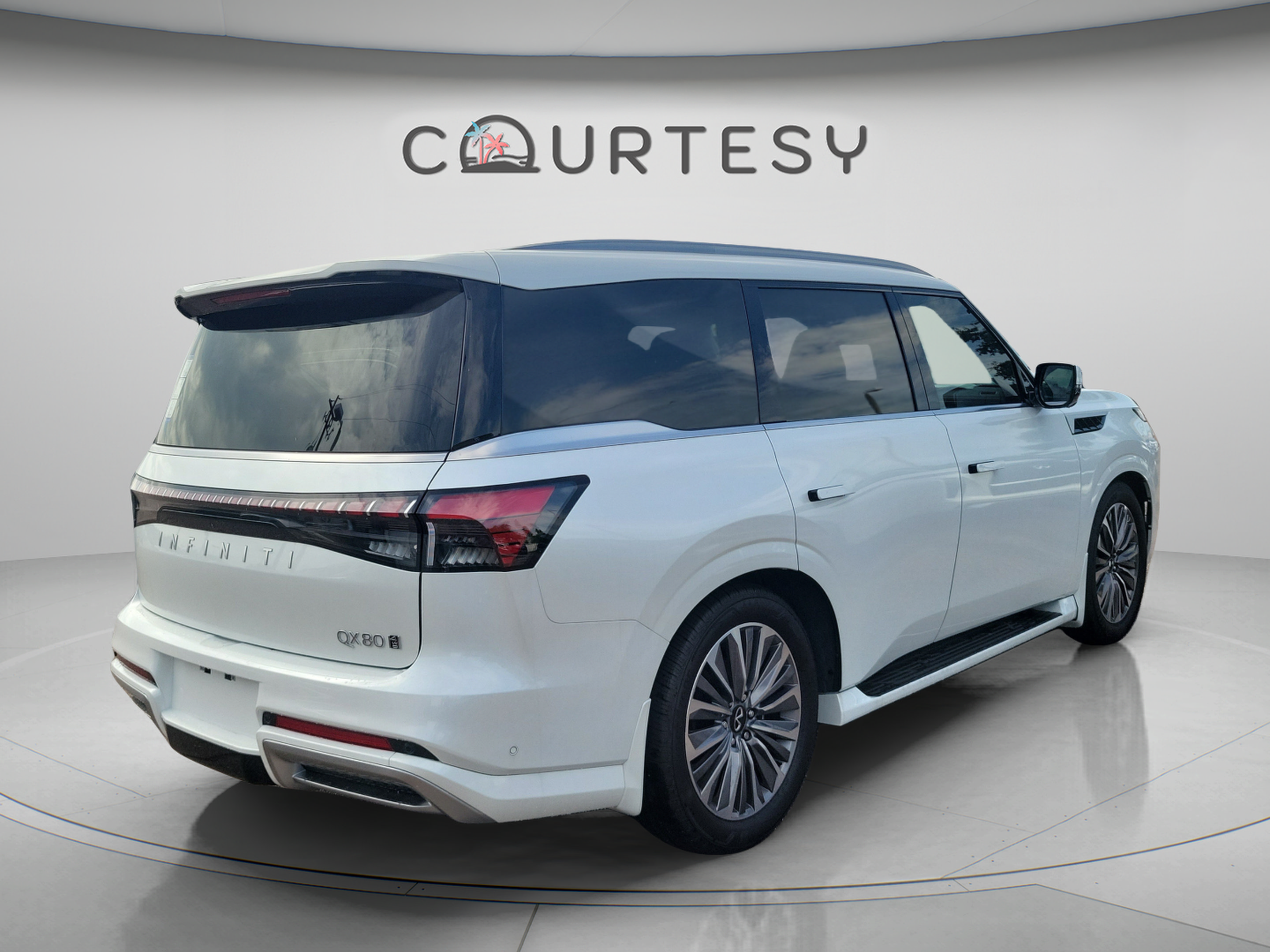New 2026 INFINITI QX80 Luxe w/ Cargo Package AWD/4WD image 4