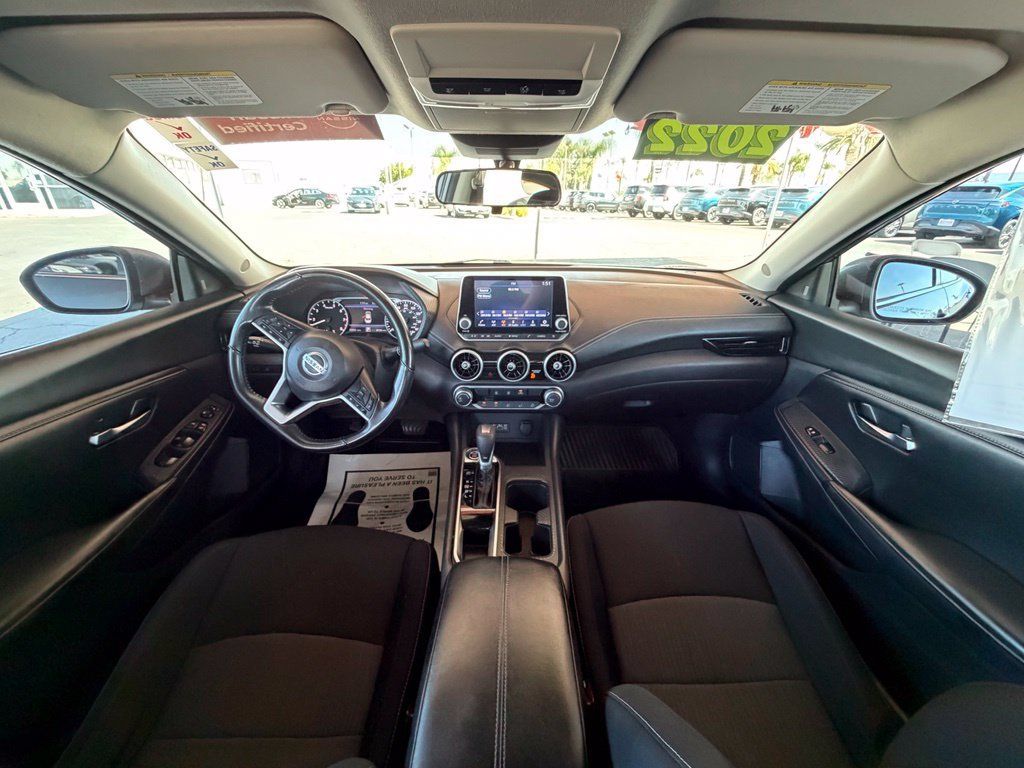 Used 2022 Nissan Sentra SV FWD image 16