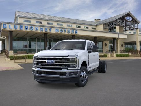 New 2026 Ford F350 Lariat AWD/4WD image 2