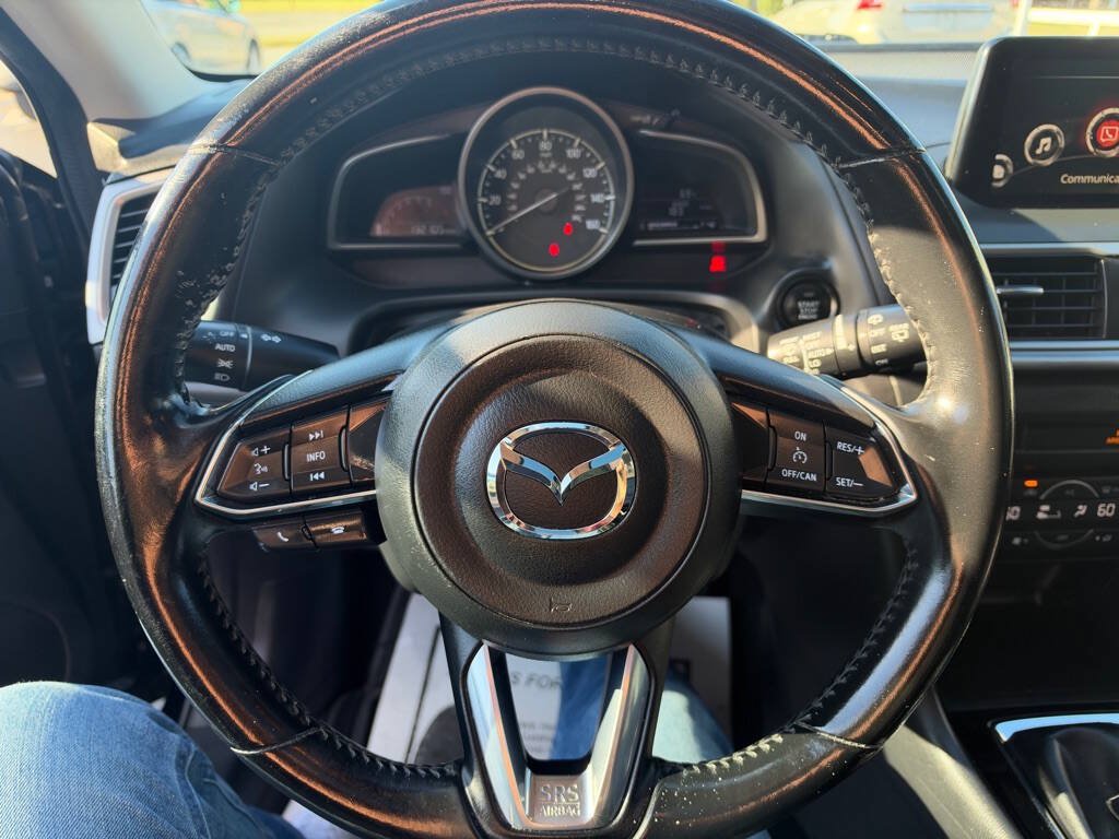 Used 2017 MAZDA MAZDA3 Touring FWD image 15