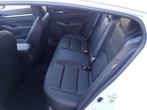 New 2025 Nissan Altima 2.5 SR w/ SR Premium Package image 13