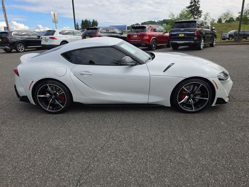 Used 2020 Toyota Supra RWD image 7