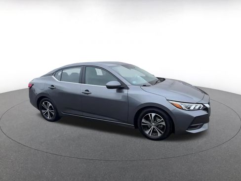 Used 2023 Nissan Sentra SV image 2